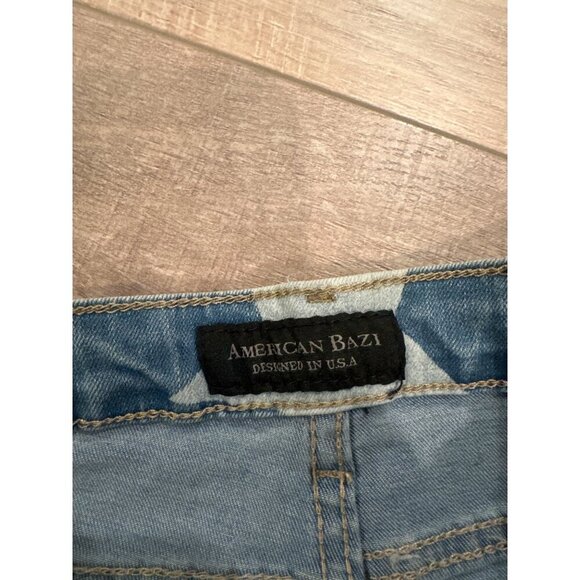Starry Denim Shorts With Frayed Hems By American Bazi - Size S NEW - Picture 3 of 8